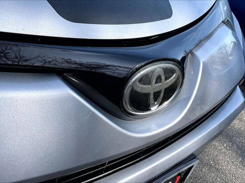 Used 2018 Toyota RAV4 Adventure w/ Cold Weather Package AWD/4WD image 29