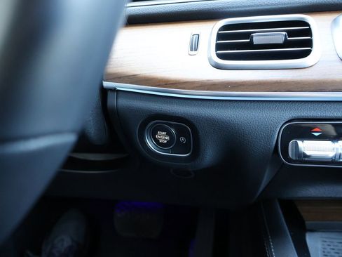 Certified 2025 Mercedes-Benz GLE 350 4MATIC image 30
