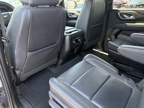 Used 2024 Chevrolet Tahoe Premier RWD image 15