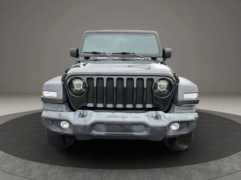 Used 2019 Jeep Wrangler Unlimited Sport S AWD/4WD image 2