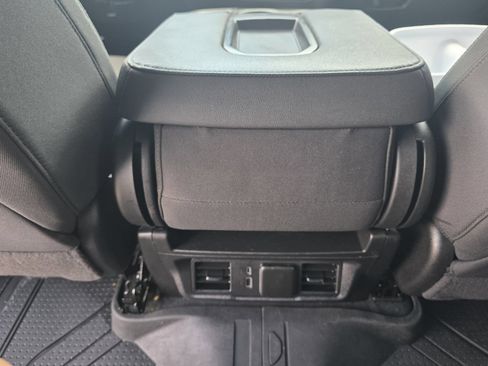 Used 2024 Chevrolet Silverado 1500 LT AWD/4WD image 22