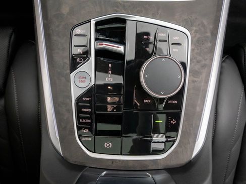 New 2026 BMW X5 xDrive50e w/ M Sport Package image 23