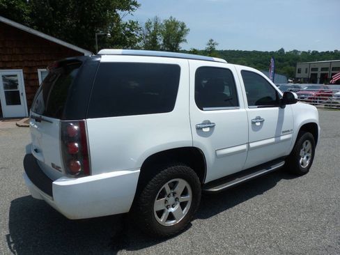 Used 2007 GMC Yukon Denali AWD/4WD image 8