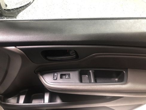 Used 2019 Honda Odyssey EX image 14