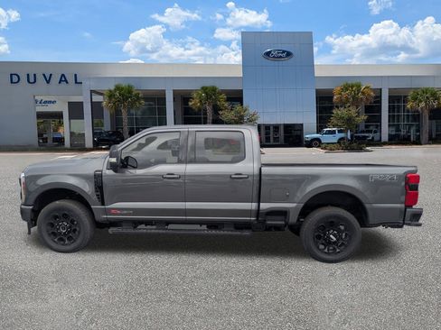 New 2026 Ford F250 Lariat w/ Black Appearance Package image 7