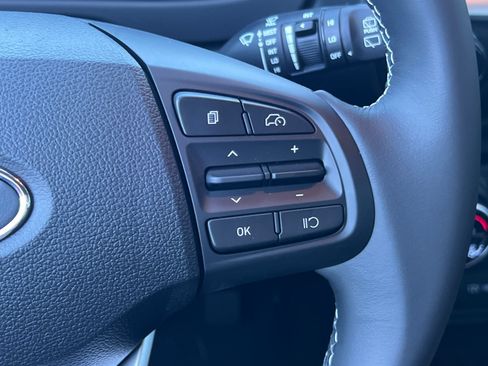 Certified 2026 Hyundai Venue SEL FWD image 19