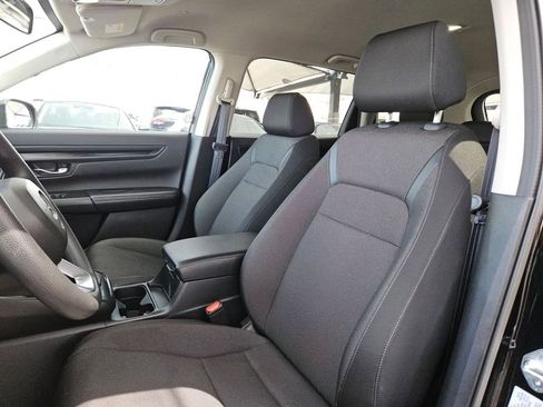 Used 2025 Honda CR-V LX image 16