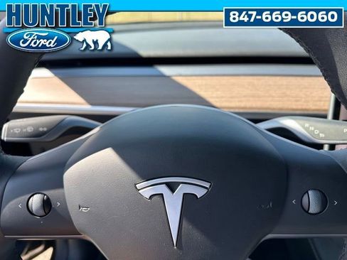 Used 2024 Tesla Model Y Long Range AWD/4WD image 29