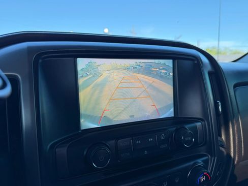 Used 2017 GMC Sierra 2500 SLT w/ All Terrain HD Package image 12