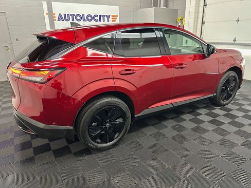 Used 2025 Nissan Murano SV AWD/4WD image 11