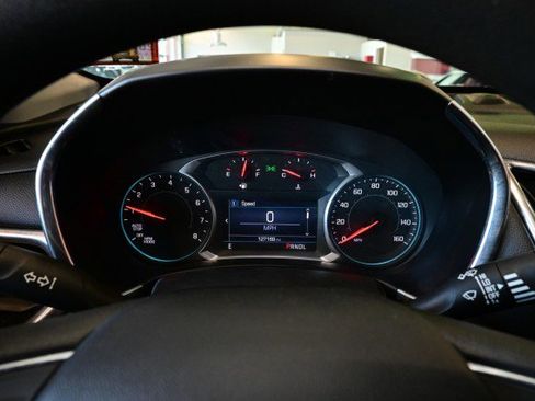 Used 2019 Chevrolet Equinox LT image 30