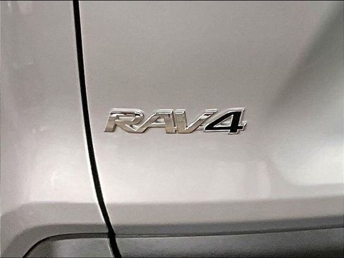 Certified 2025 Toyota RAV4 XLE AWD/4WD image 26