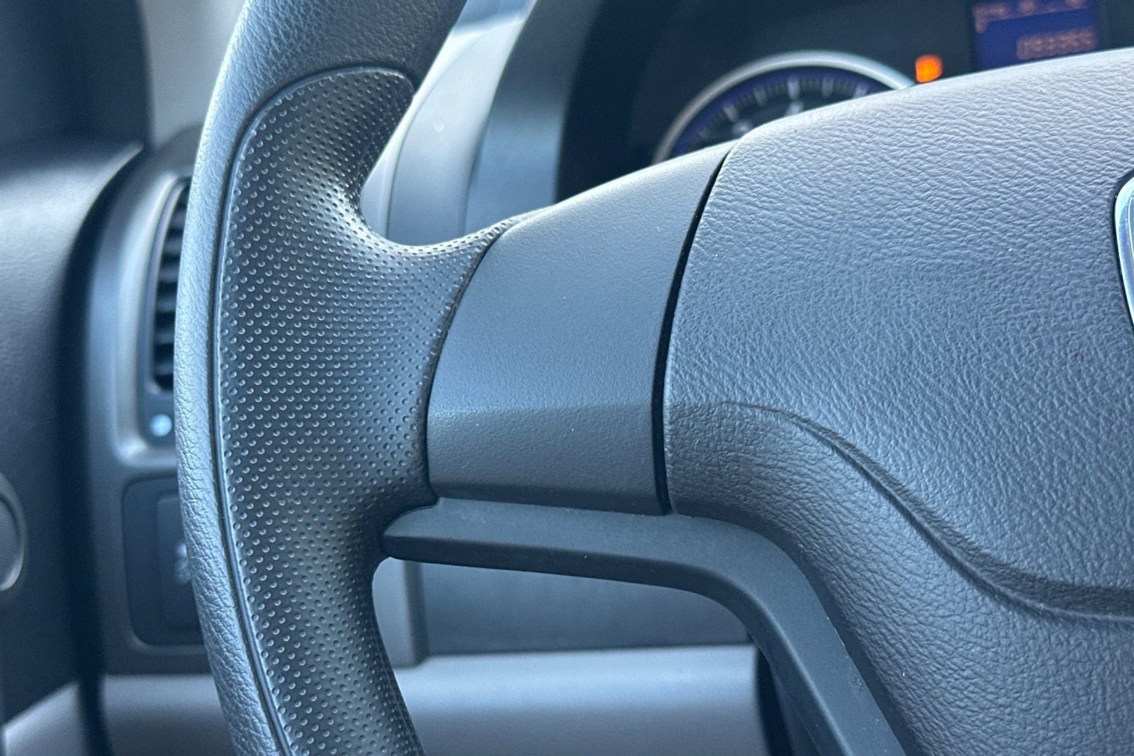Used 2011 Honda CR-V LX image 25