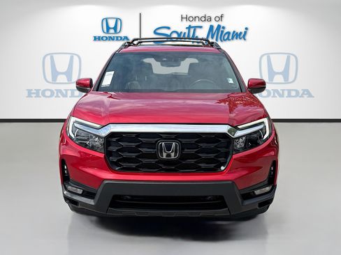 Certified 2024 Honda Passport EX-L image 2