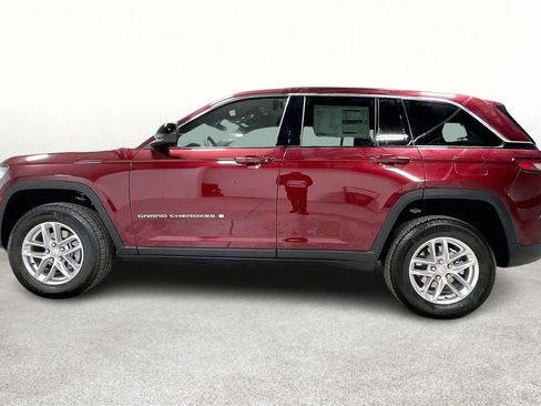 New 2025 Jeep Grand Cherokee Laredo X w/ Luxury Tech Group I image 15