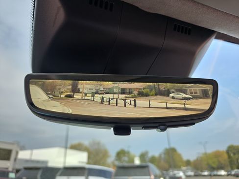 Used 2023 Cadillac Escalade Premium Luxury Platinum w/ Heavy-Duty Trailer Package AWD/4WD image 26