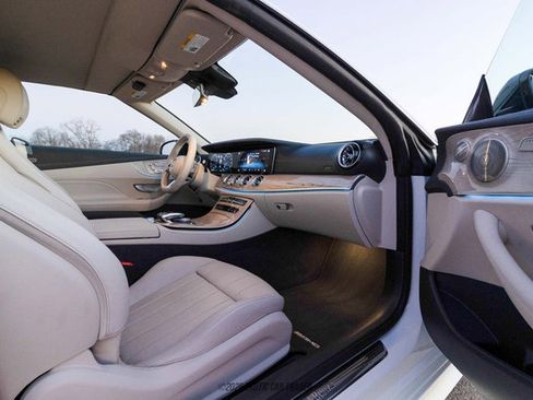 Used 2023 Mercedes-Benz E 450 Cabriolet image 43