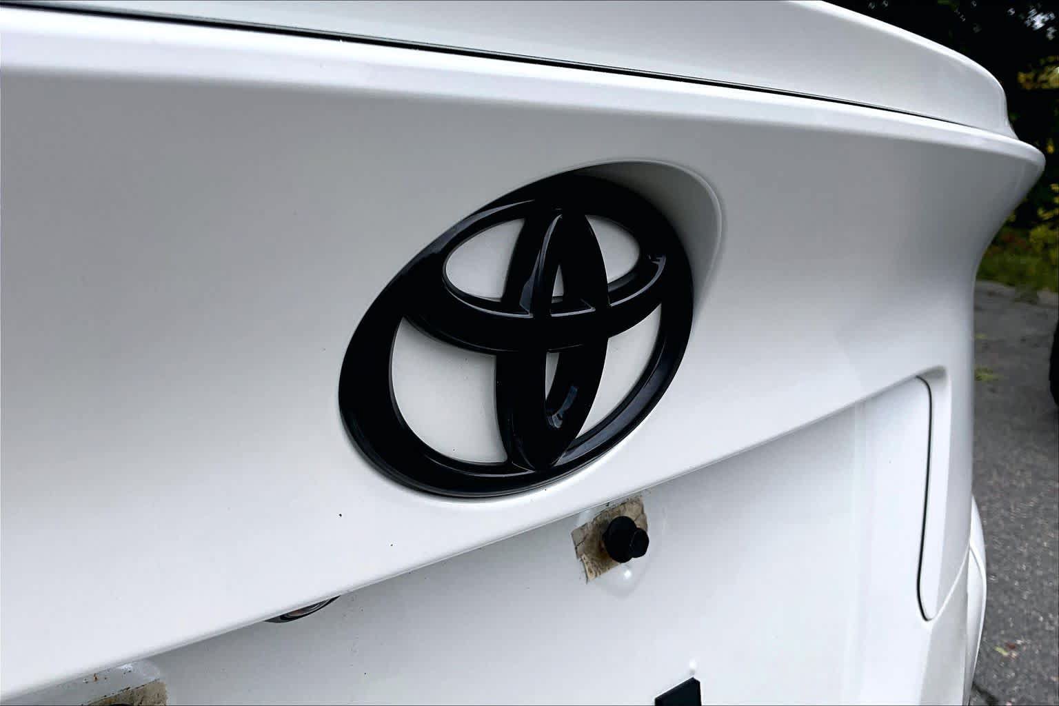 Used 2021 Toyota C-HR Nightshade FWD image 29