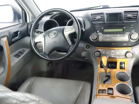 Used 2008 Toyota Highlander Limited AWD/4WD image 30