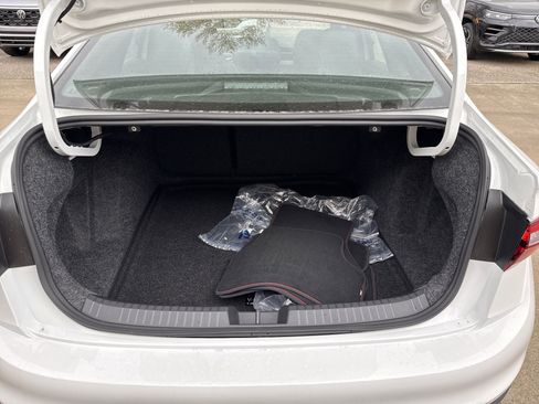 New 2026 Volkswagen Jetta GLI Autobahn image 4