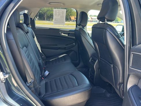 Used 2022 Ford Edge SEL w/ Convenience Package AWD/4WD image 11