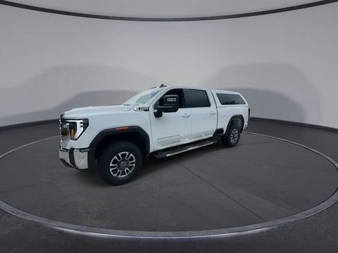 Used 2024 GMC Sierra 2500 SLE w/ SLE Value Package; AWD/4WD image 4