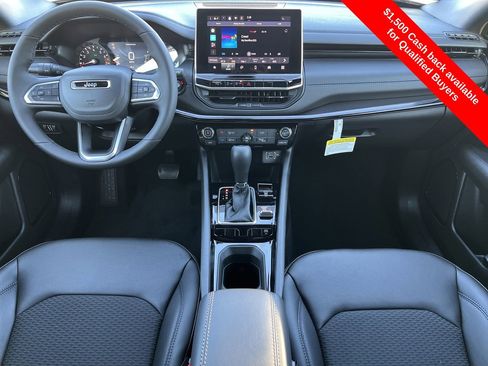 New 2026 Jeep Compass Latitude image 2