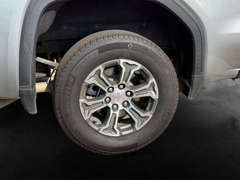 Used 2023 GMC Sierra 1500 SLT AWD/4WD image 12