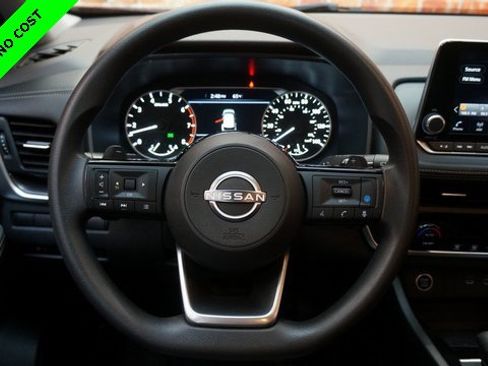 Used 2023 Nissan Rogue SV image 12