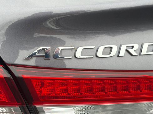 Certified 2021 Honda Accord EX-L image 12