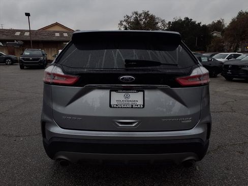 Used 2020 Ford Edge Titanium w/ Equipment Group 301A image 22