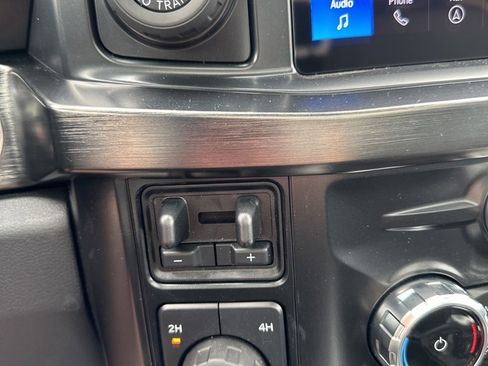 New 2024 Ford F250 Lariat w/ Lariat Ultimate Package image 17