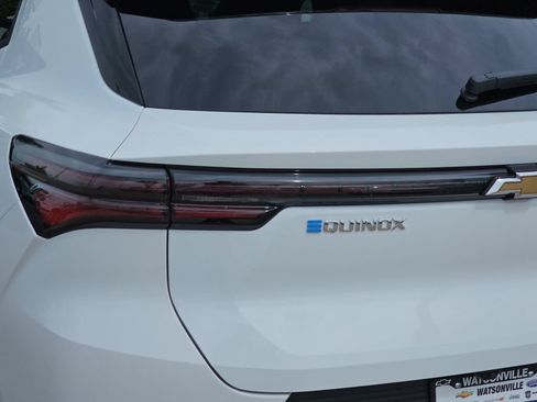 New 2026 Chevrolet Equinox EV LT w/ Comfort Package FWD image 40