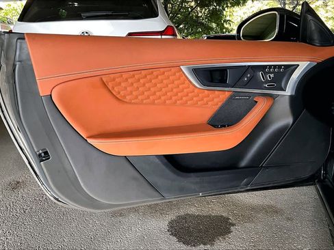 Used 2024 Jaguar F-TYPE R-Dynamic image 19