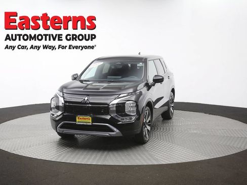 Used 2025 Mitsubishi Outlander SE AWD/4WD image 55