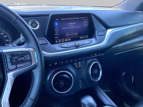 Used 2022 Chevrolet Blazer LT w/ LPO, Black Accent Package FWD image 7