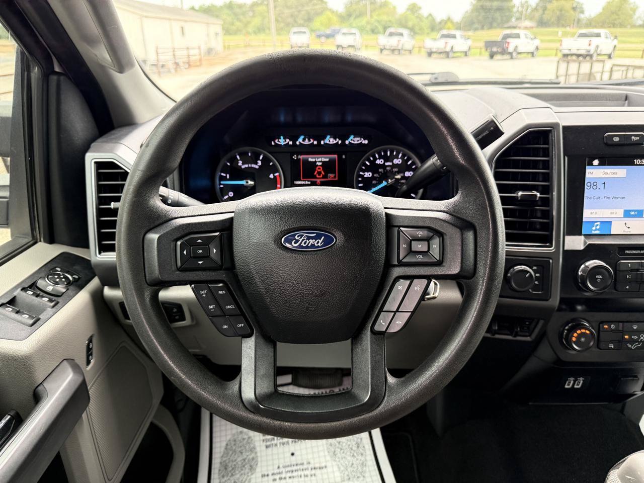 Used 2019 Ford F250 XLT w/ Snow Plow Prep Package AWD/4WD image 18