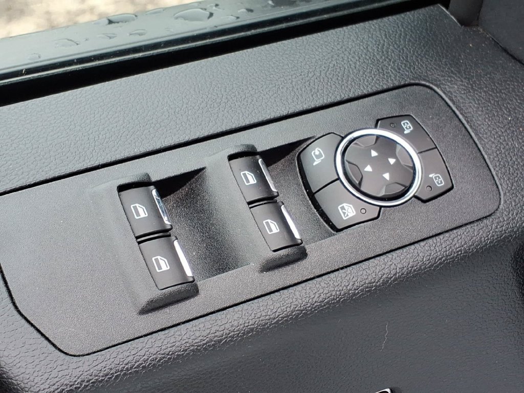 Used 2020 Ford F150 Lariat w/ Equipment Group 502A Luxury AWD/4WD image 16