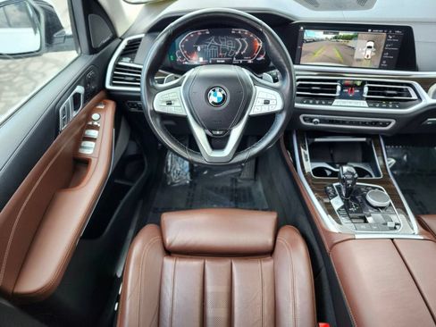 Used 2021 BMW X7 xDrive40i w/ Premium Package AWD/4WD image 11