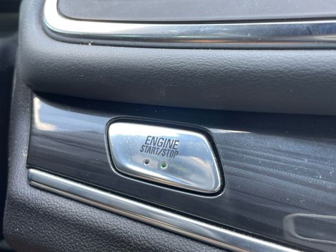 Used 2024 Buick Enclave Essence w/ Sport Touring Edition FWD image 15