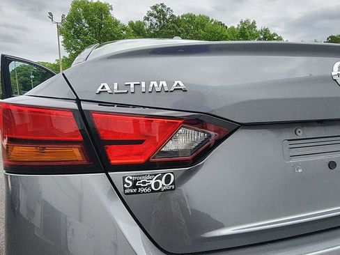 Used 2020 Nissan Altima 2.5 S FWD image 13