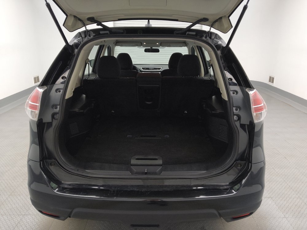 Used 2016 Nissan Rogue S FWD image 29