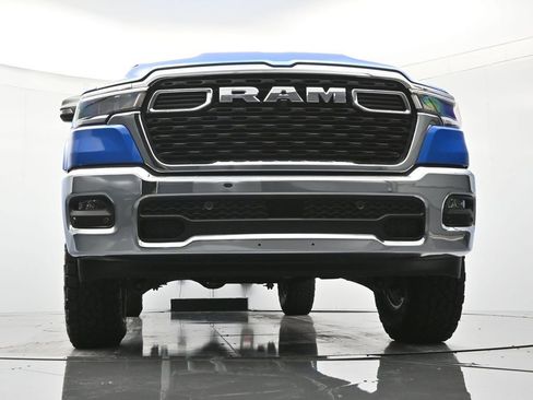 New 2026 RAM 1500 4x4 Crew Cab image 36