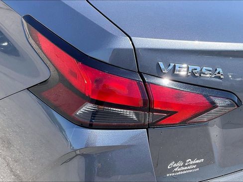 Used 2025 Nissan Versa SV FWD image 29
