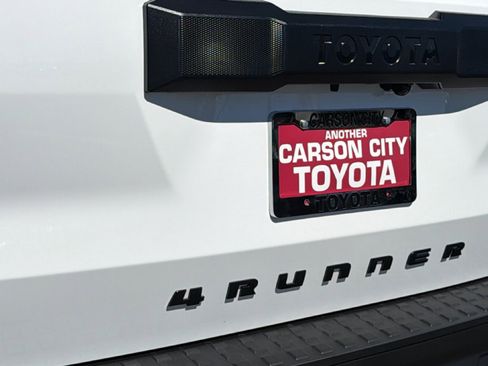 New 2026 Toyota 4Runner SR5 AWD/4WD image 28