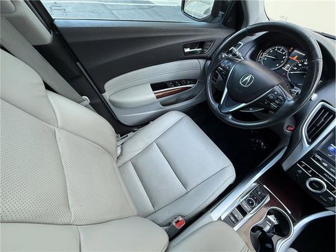 Used 2015 Acura TLX V6 w/ Technology Package image 39