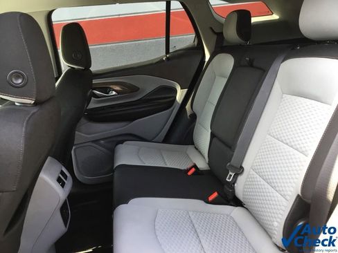 Used 2019 GMC Terrain SLE w/ Driver Convenience Package image 30