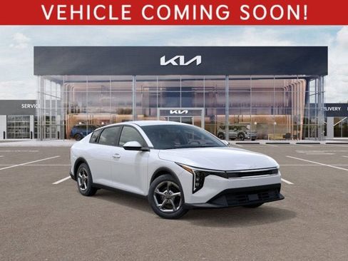 New 2026 Kia K4 LXS image 8