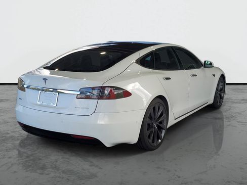 Used 2021 Tesla Model S Long Range Plus AWD/4WD image 2