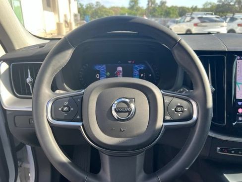Certified 2024 Volvo XC60 B5 Core w/ Protection Package Premier AWD/4WD image 20